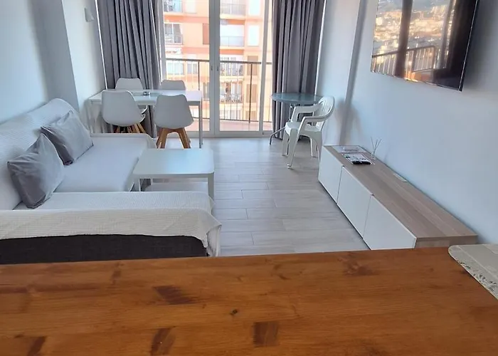 Perla 5, Primera Linea De Playa Y Centrico Апартаменты *